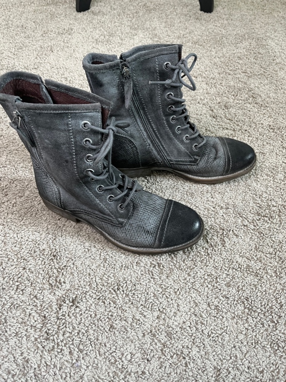 Roan Bed Stu Affair Women's Gray Lace-Up Leather Distressed Combat Boots Size 8